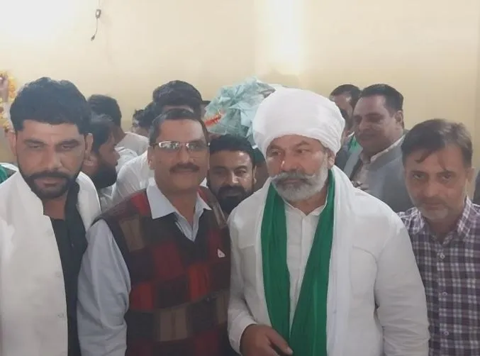 अमरोहा: जब विपक्ष कमजोर हुआ, तानाशाह का जन्म हुआ- राकेश टिकैत