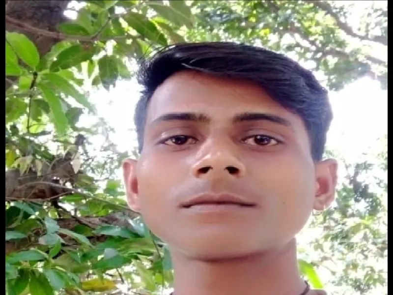हरदोई :  सांड से टकराई बाइक, युवक की मौत