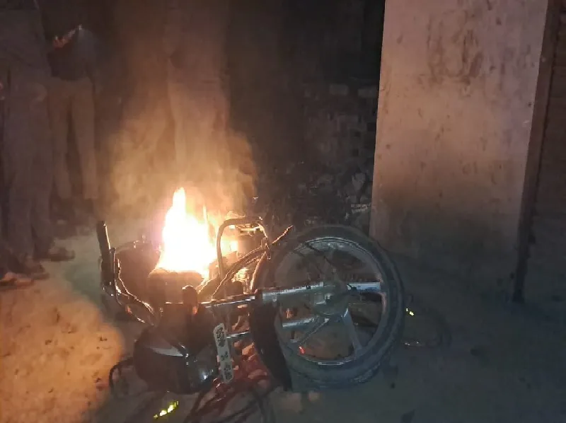 हरदोई : चाचा ने भतीजे के सीने पर मारी गोली, मौत