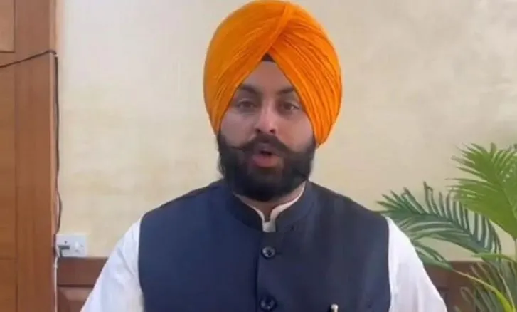 पंजाब के शिक्षा मंत्री का ऐलान, अब शहीदों और स्वतंत्रता सेनानियों के नाम पर होंगे सरकारी स्कूल