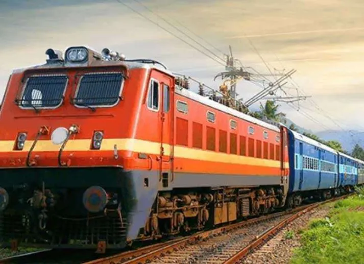 शाहजहांपुर: रोजा-बरेली पैसेंजर समेत तीन ट्रेनें रहीं रद्द, रिजर्वेशन टिकट हो रहे वापस