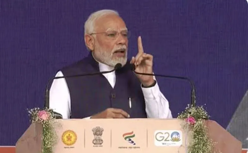 देश को ‘शार्टकट’ राजनीति नहीं, सतत विकास की आवश्यकता है: पीएम मोदी