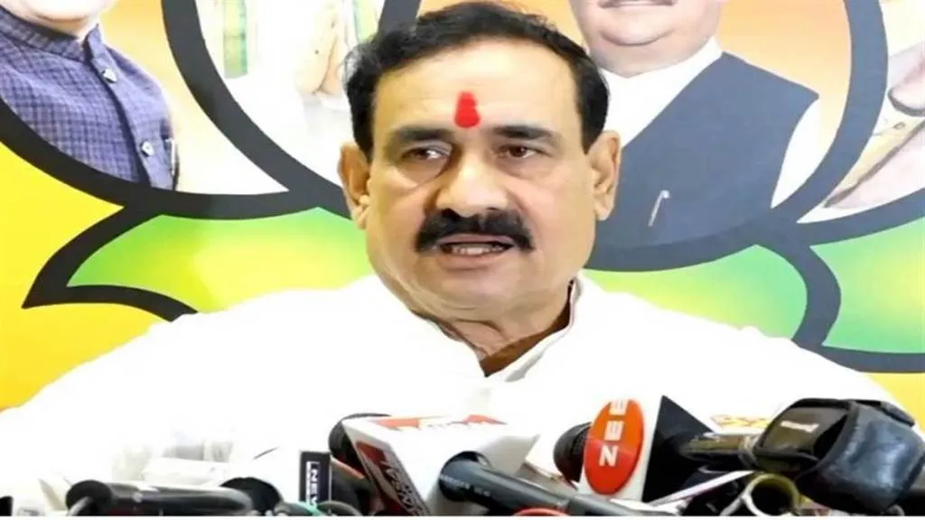 कांग्रेस के अविश्वास प्रस्ताव पर गृह मंत्री ने ली चुटकी, नरोत्तम मिश्रा बोले हम हर विषय पर चर्चा को तैयार 