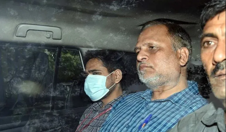 सत्येंद्र जैन मनी लॉन्ड्रिंग केस: HC ने दो सह-आरोपियों की जमानत याचिका पर ED से मांगा जवाब