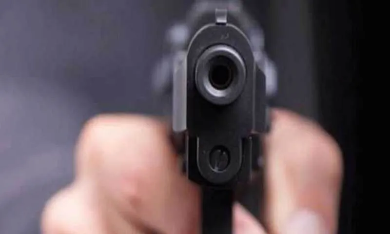 केरल के मुख्यमंत्री आवास पर गलती से चली गोली फिर ...