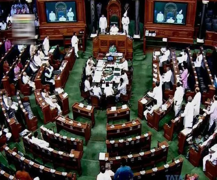 मुलायम समेत आठ सदस्यों को श्रद्धांजलि, 12 बजे तक स्थगित हुई लोकसभा की कार्यवाही 