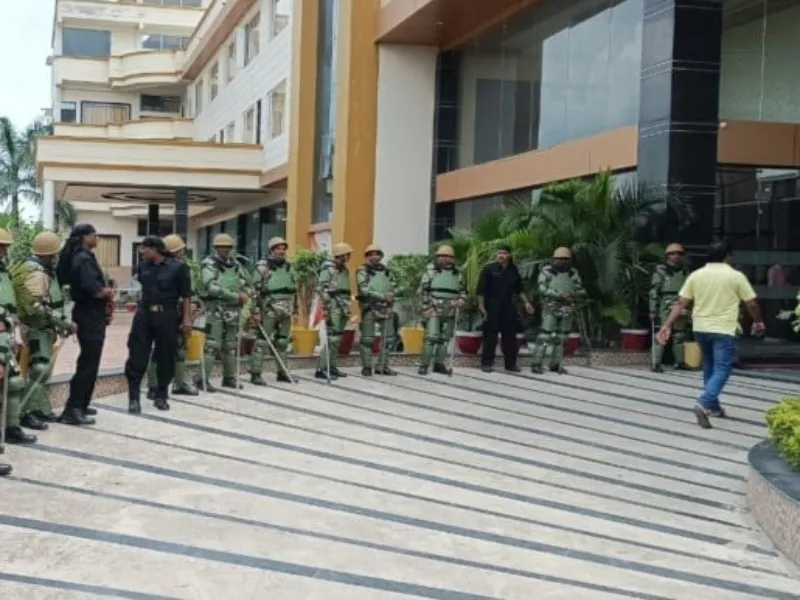 बहराइच में माफिया गब्बर सिंह की पत्नी समेत दो को नगर मजिस्ट्रेट ने किया तलब 