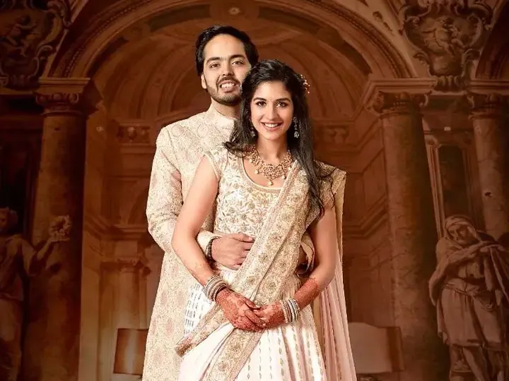 अनंत अंबानी का राधिका के साथ हुआ रोका, श्रीनाथजी मंदिर में सेरेमनी