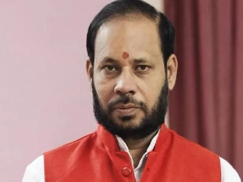 लखनऊ: सपा ने रामपुर उपचुनाव को बताया ‘लोकतंत्र की हत्या’, संवैधानिक संस्थाओं से जांच कराने की उठाई मांग 