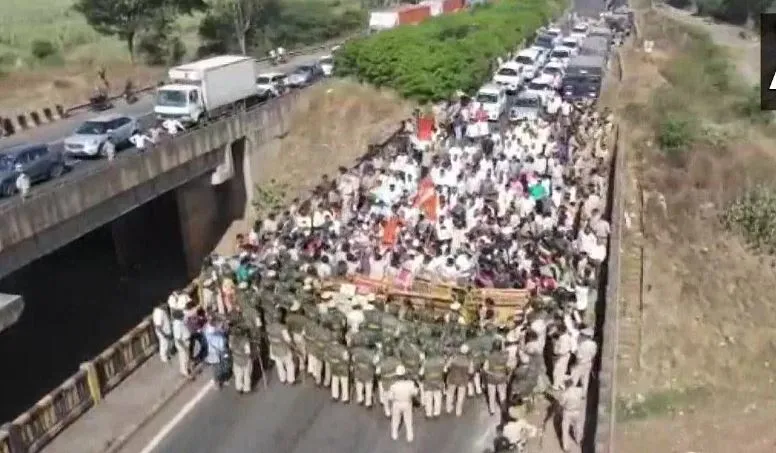 एमईएस और राकांपा ने महाराष्ट्र-कर्नाटक बॉर्डर मुद्दे पर किया प्रदर्शन, धारा 144 लागू