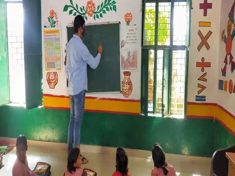 अयोध्या: निजी स्कूलों की तर्ज पर अब परिषदीय विद्यालयों के बच्चे भी उठायेंगे टूर का लुत्फ