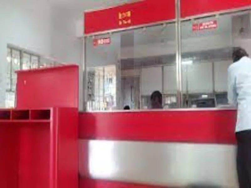 अयोध्या: डाकघर से निकालना है पैसा तो देना होगा मोबाइल नम्बर