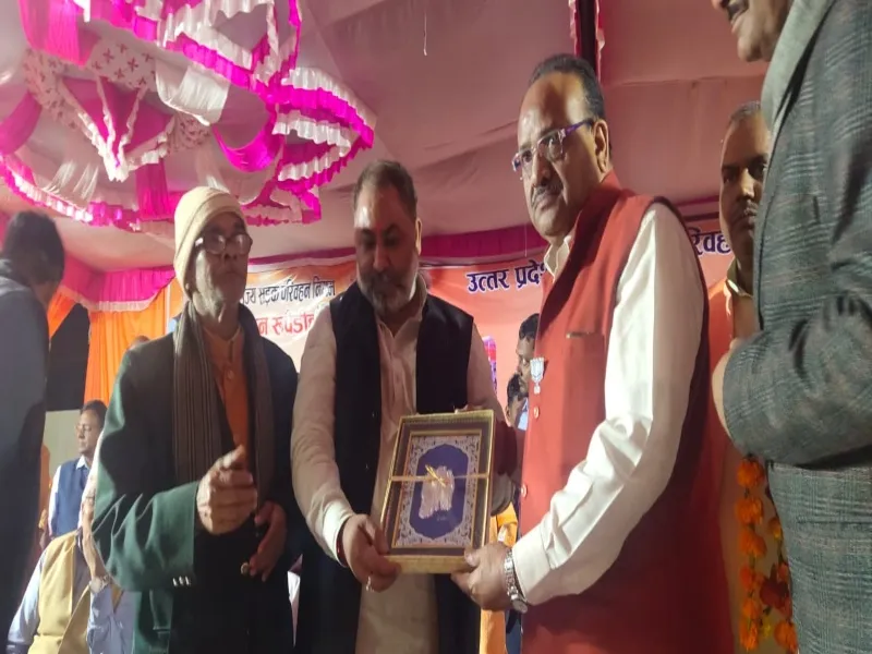 बहराइच: परिवहन मंत्री ने Bus Stand का किया उद्घाटन, सुगम यात्रा का हुआ आगाज 