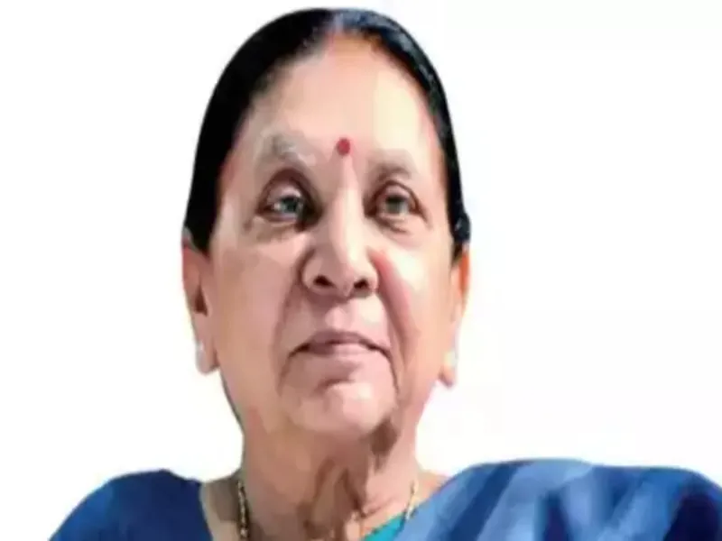 लखनऊ: एसजीपीजीआई के स्थापना दिवस पर डॉक्टरों को राज्यपाल ने किया सम्मानित 