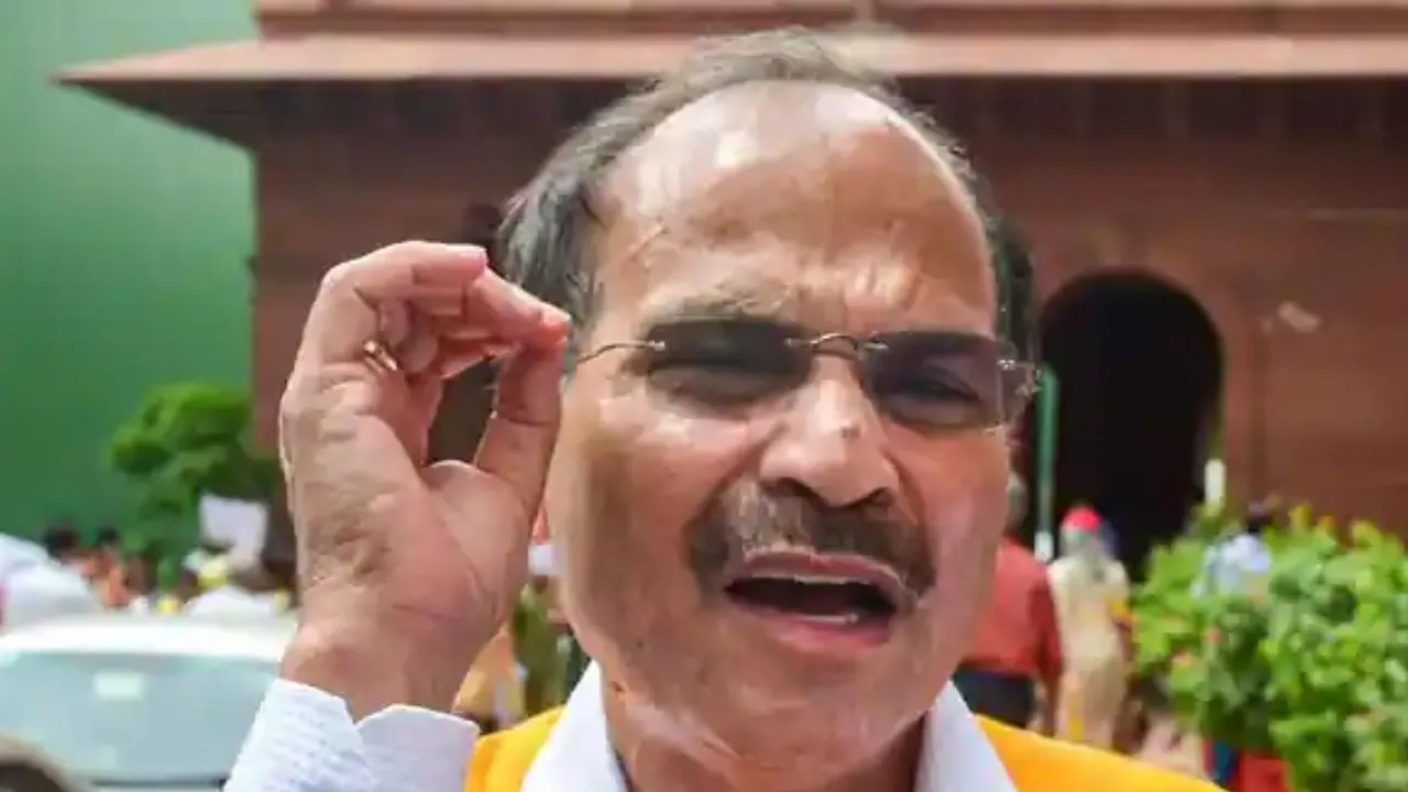 चीन के आक्रामक रुख के बावजूद उसके साथ आयात बढ़ा, सरकार श्वेतपत्र प्रस्तुत करे : अधीर रंजन 