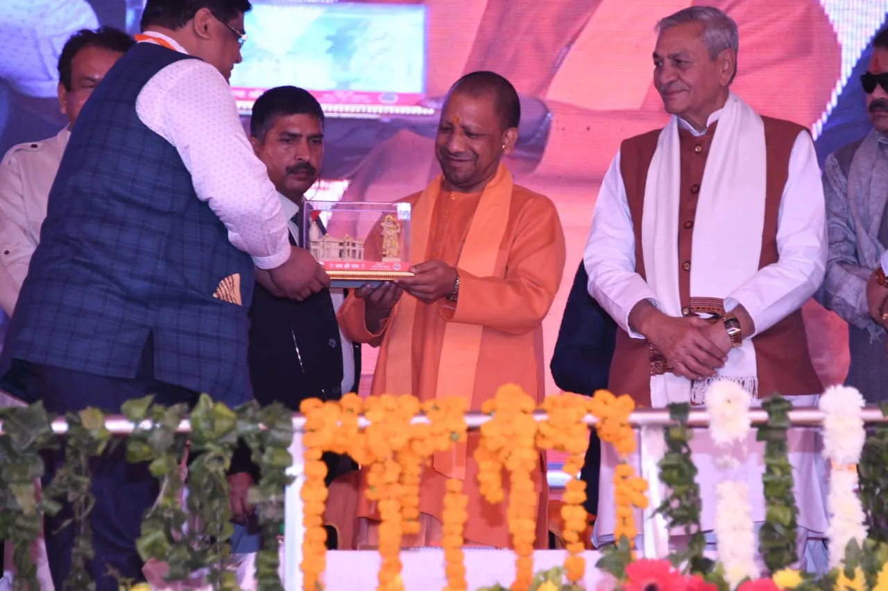 5bf329df-052a-4962-bd58-2673c8c2d13a