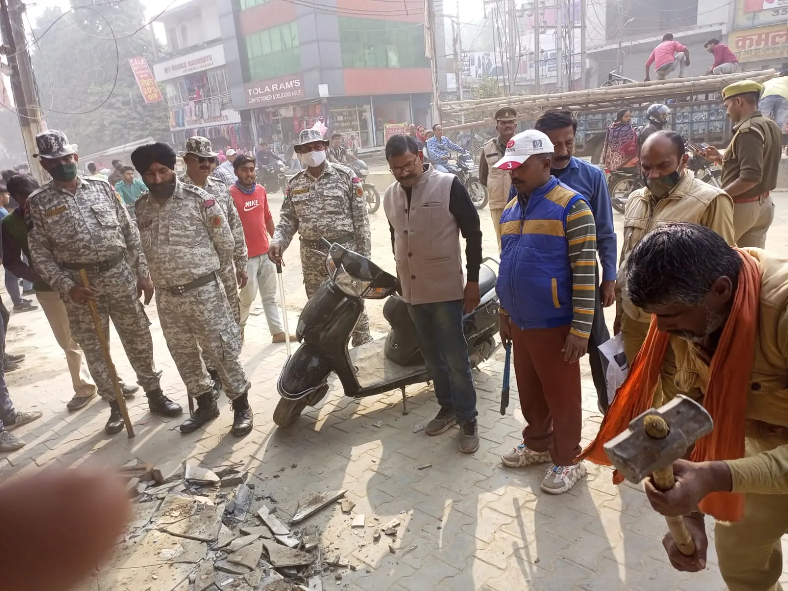 7784ee3e-1e2e-4d69-950b-8dde92c2363b