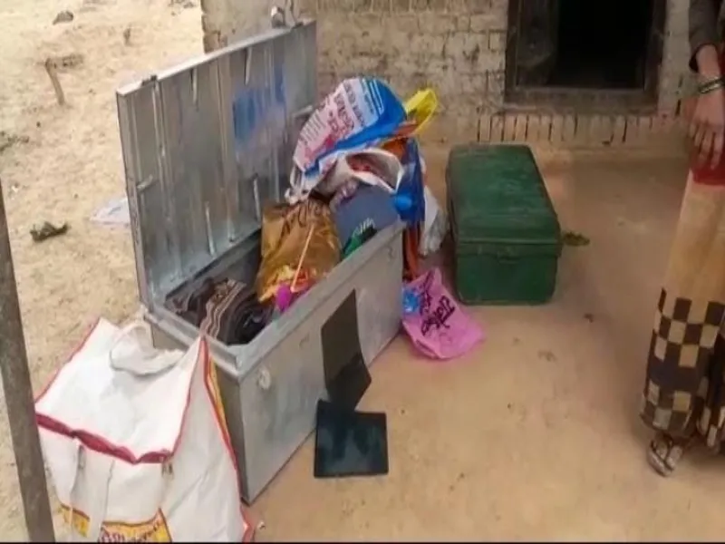 रायबरेली: नकब लगाकर घर में घुसे चोरों ने पार किया लाखों का माल