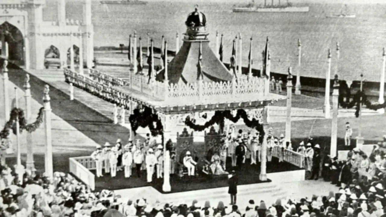 12 दिसंबर का इतिहास : कलकत्ता के स्थान पर दिल्ली को भारत की राजधानी बनाने की हुई थी घोषणा 