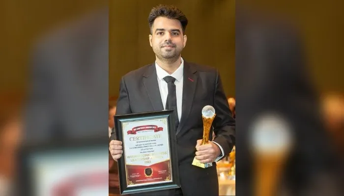 Kanpur के युवा कार्तिक कपूर को मिला Business Leadership Award, बैंकाक में आईबीसी कारपोरेट एवार्ड्स 2022 का आयोजन