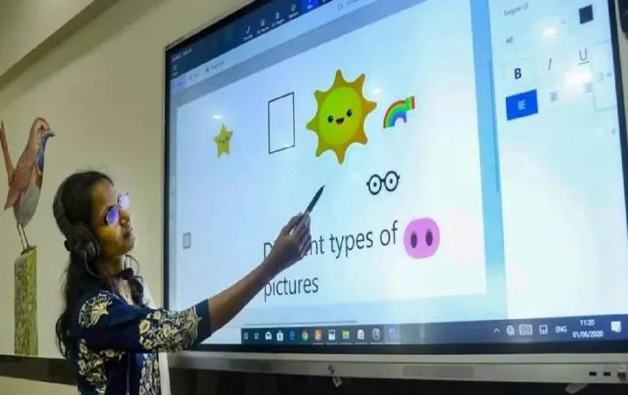 बरेली: सरकारी किताबों को टीवी स्क्रीन पर पढ़ेंगे प्राथमिक स्कूलों के बच्चे