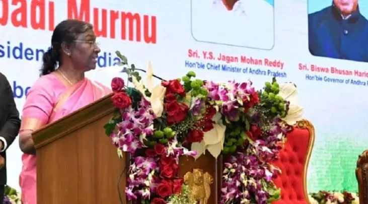 राष्ट्रपति मुर्मू ने की देश के विकास में आंध्र प्रदेश की भूमिका की सराहना  