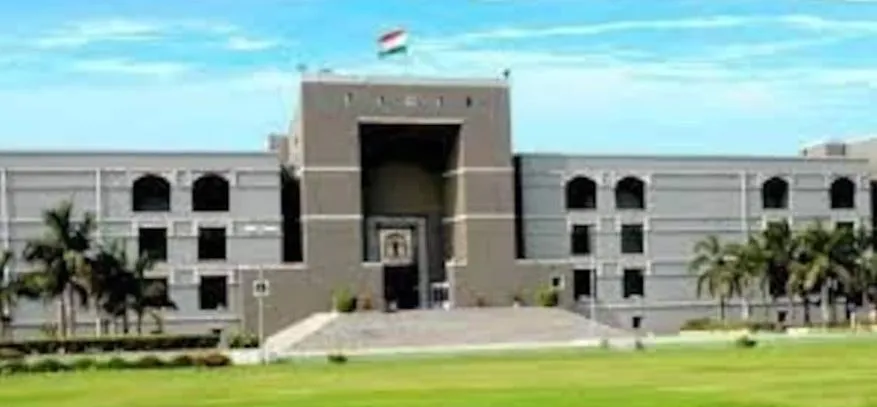 स्कूलों को गुजराती भाषा पर गुजरात सरकार की नीति को लागू करना चाहिए: उच्च न्यायालय