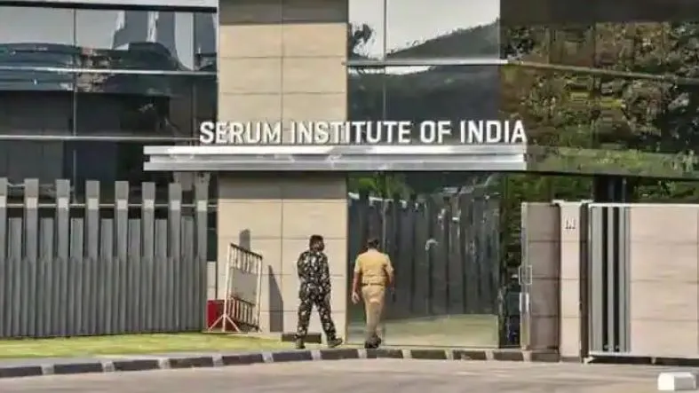 एहतियाती खुराक के तौर पर अपने कोविड टीके की बिक्री की इजाजत चाहता है सीरम इंस्टीट्यूट