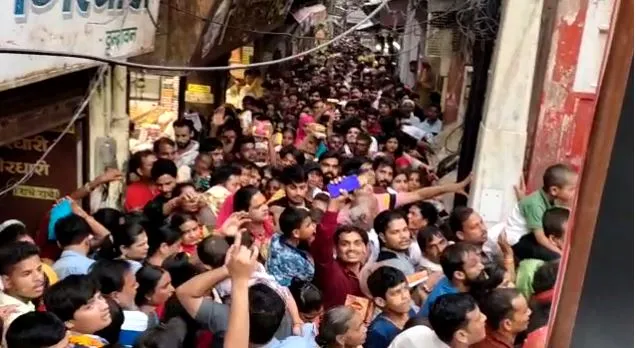 मथुरा: बांके बिहारी मंदिर में कोरोना को लेकर एडवाइजरी जारी, बनाई गई विशेष रणनीति 