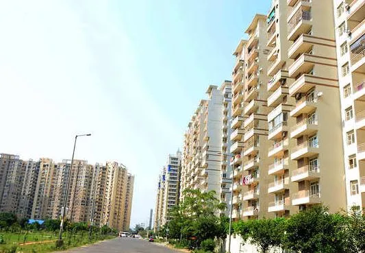 बरेली: फ्लैट का सौदा कर लिए एडवांस, अब नहीं कर रहे बैनामा