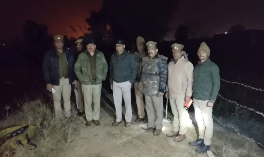 मथुरा: पुलिस और बदमाशों के बीच मुठभेड़, तीन शातिर लुटेरे गिरफ्तार