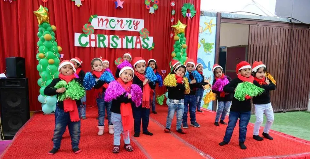 बरेली: जिंगल बेल्स स्कूल में साप्ताहिक खेल का समापन