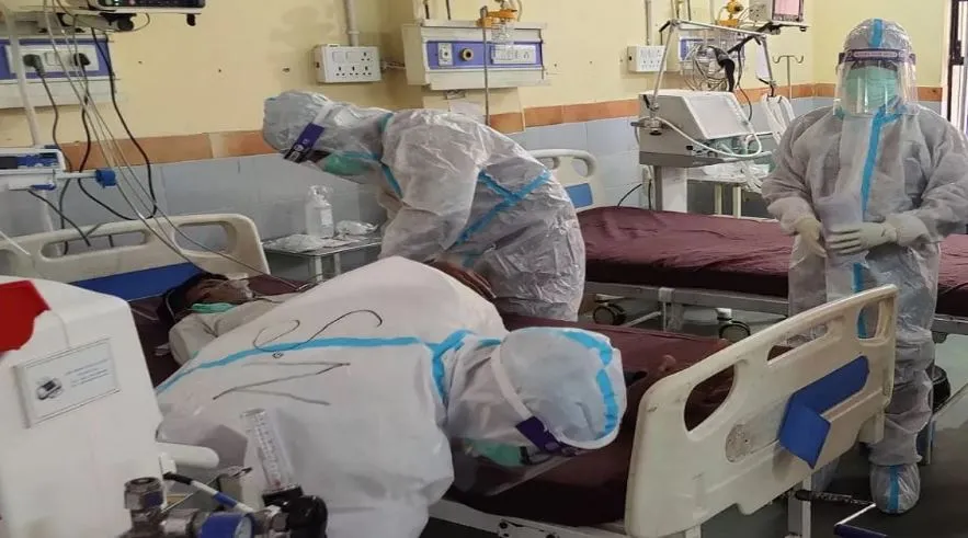 कोविड से निपटने की तैयारियों का जायजा लेने के लिए देशभर के अस्पतालों में मॉक ड्रिल 