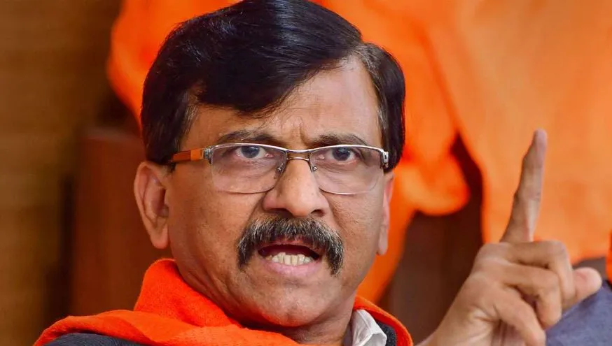 विपक्ष भ्रष्टाचार के मुद्दे पर पूरे महाराष्ट्र मंत्रिमंडल को घेरेगा: संजय राउत