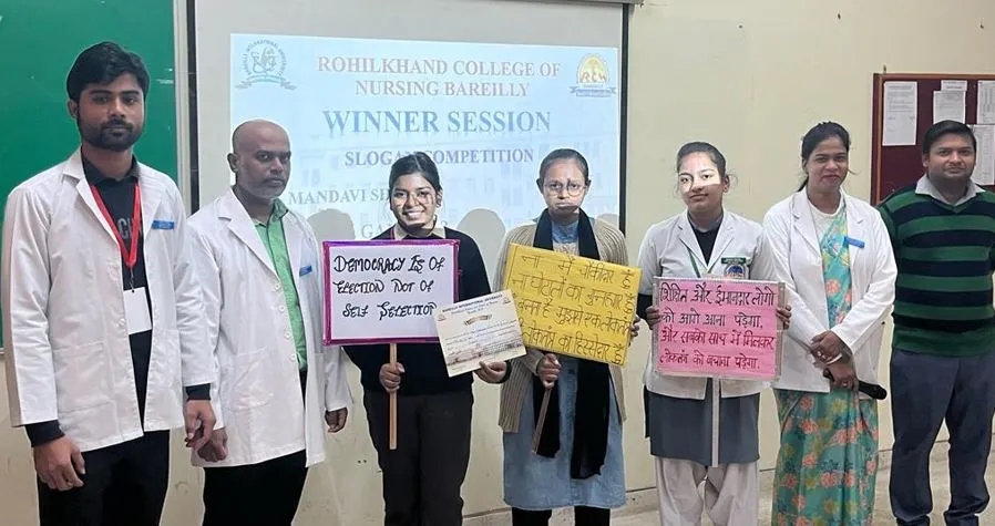 बरेली: छात्रों को मतदान के प्रति किया जागरूक