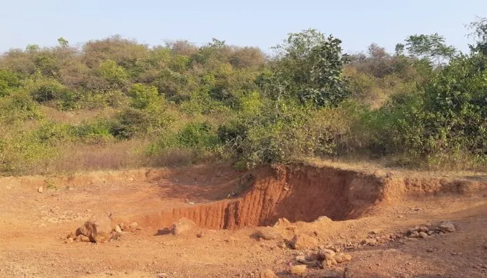 Chitrakoot News : भाजपा नेता ने की अवैध खनन की शिकायत, बरगढ़ रेंजर बोले- दोषियों पर जल्द होगी कार्रवाई