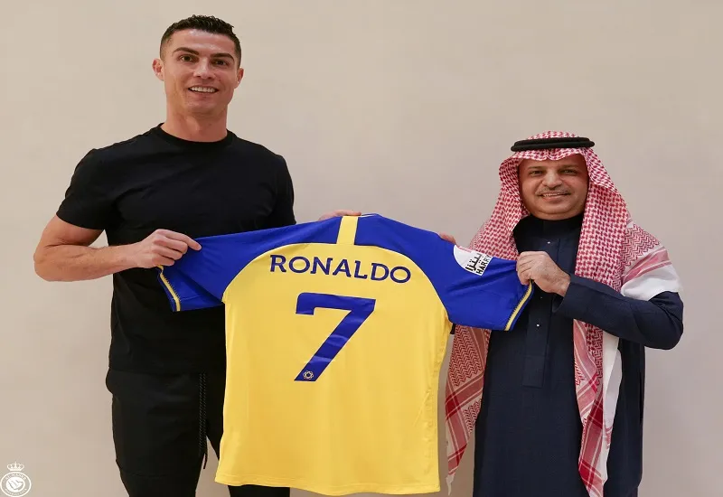 सऊदी अरब के फुटबॉल क्लब से जुड़े Cristiano Ronaldo, एक साल में कमा सकते हैं 200 मिलियन डॉलर 
