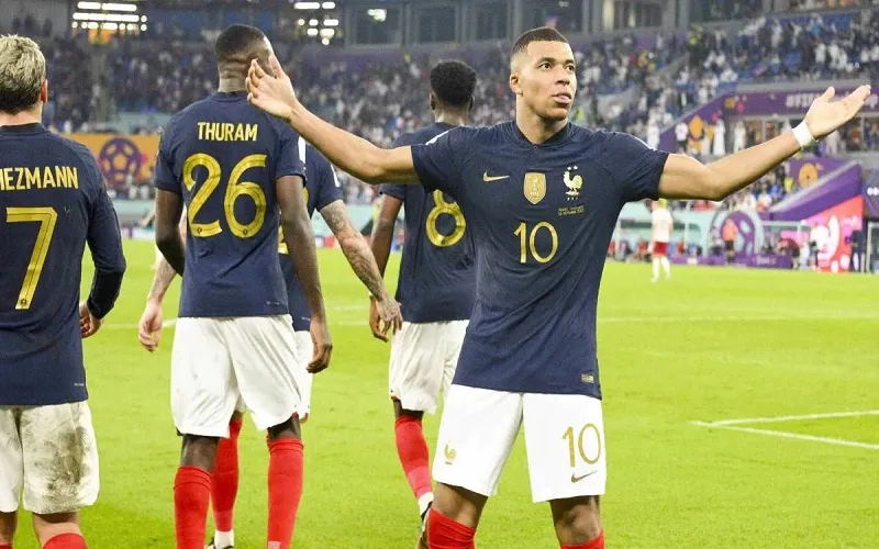 FIFA World Cup 2022 : विश्वकप फाइनल से पहले फ्रांस की टीम में फैला 'फ्लू', जानिए Randal Kolo Muani ने क्या कहा? 