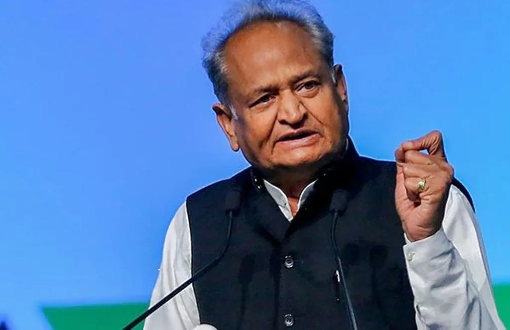 राहुल गांधी के संदेश को साकार करते हुए राज्य की जनता को देंगे पैकेज: CM Gehlot