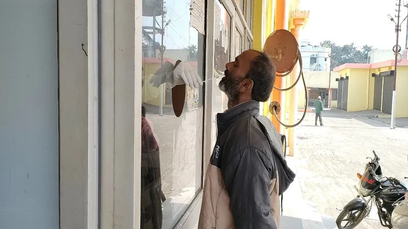 रामपुर : कोरोना ने फिर दी दस्तक, संक्रमित महिला मिलने से स्वास्थ्य विभाग में बढ़ी बेचैनी