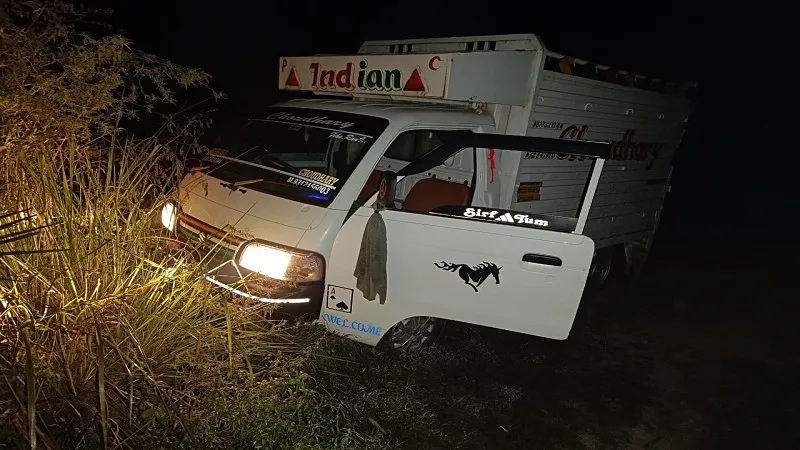 अमरोहा : पुलिस मुठभेड़ में गोली लगने से घायल दो पशु चोर गिरफ्तार 