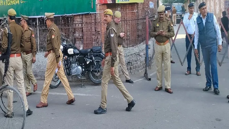 रामपुर में चुनाव प्रचार थमा, जिले की सीमाएं सील