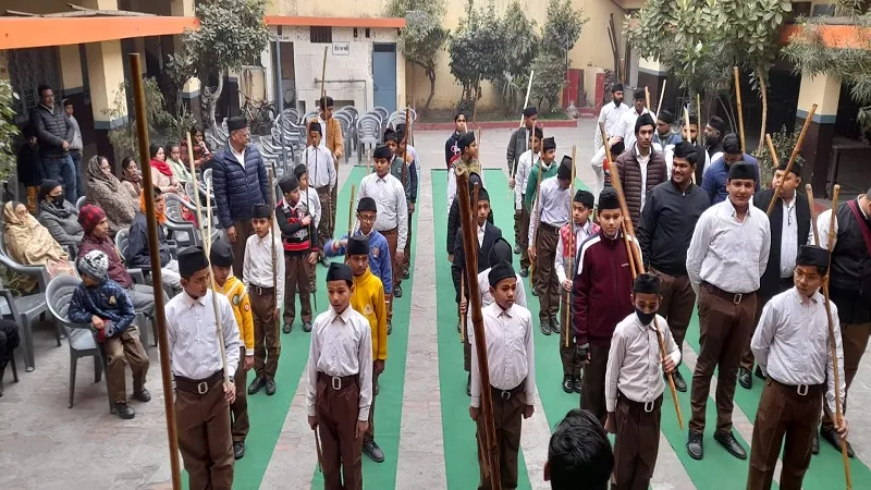 मुरादाबाद : महानगर में पहली बार हुआ ऐसा अनूठा कार्यक्रम, जिले में निकले 17 बाल पथ आंदोलन