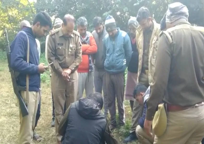 रायबरेली: वीरान जंगल में मिला एक साल पुराना मानव कंकाल, इलाके में सनसनी, जांच में जुटा पुलिस