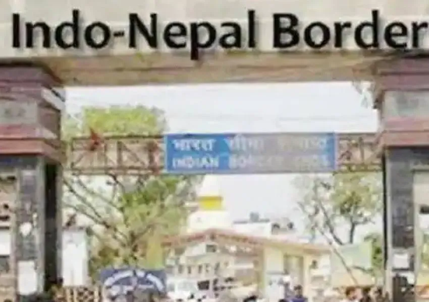 UP: भारत-नेपाल सीमा पर संदिग्ध रूप से घूम रहे दो चीनी नागरिक लिए गए हिरासत में