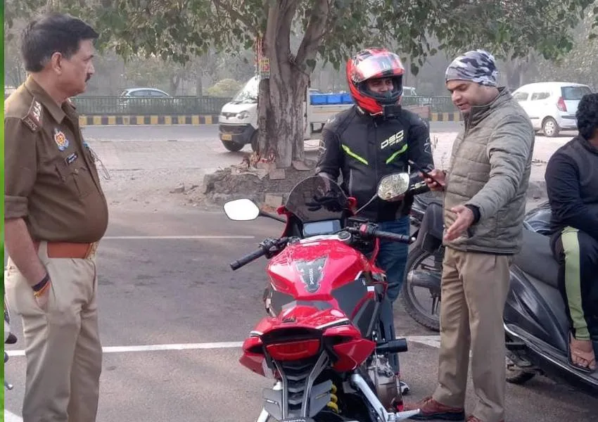 लखनऊ: बाइक सवार स्टंट बाजों के खिलाफ सभी थाना क्षेत्रों में चलेगा अभियान