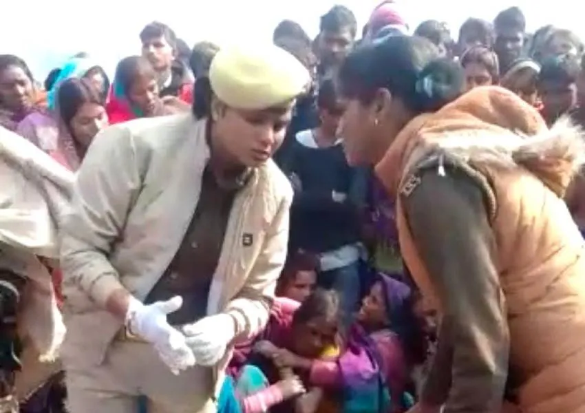 गोंडा: हत्या कर गन्ने के खेत में फेंका युवती का शव, दुष्कर्म की आशंका, जांच में जुटी पुलिस