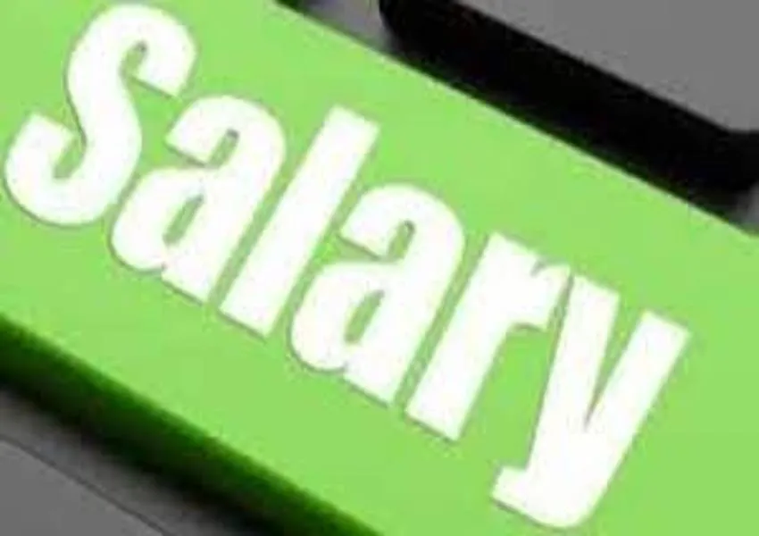 हरदोई: बीएसए ने कस्तूरबा गांधी बालिका विद्यालय का किया निरीक्षण, गैर हाजिर कार्मचारियों का काटा वेतन