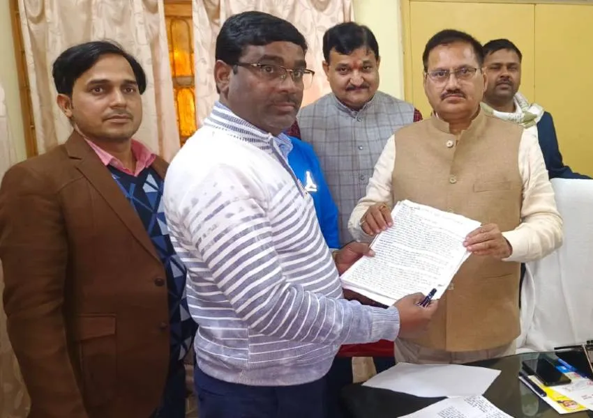 अयोध्या: माध्यमिक दर्पण में छपेगी छात्र-छात्राओं की लेख सामग्री