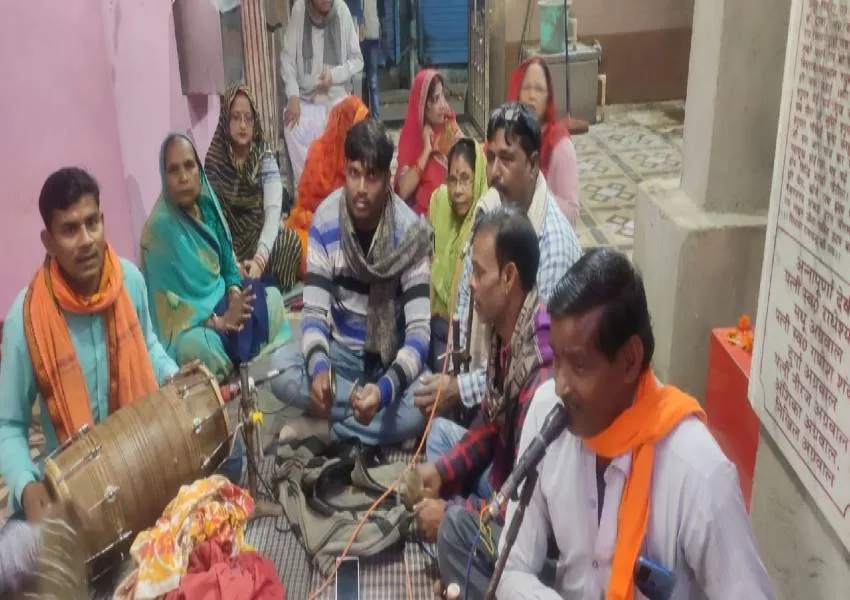 बहराइच: धूमधाम से मना सोमेश्वर महादेव मंदिर का 10वां स्थापना दिवस